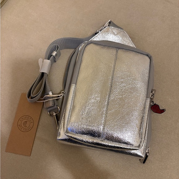 Beis x Chipotle - NWT the napkin sling - Picture 2 of 2